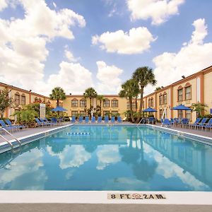 La Quinta Inn By Wyndham Orlando International Drive North